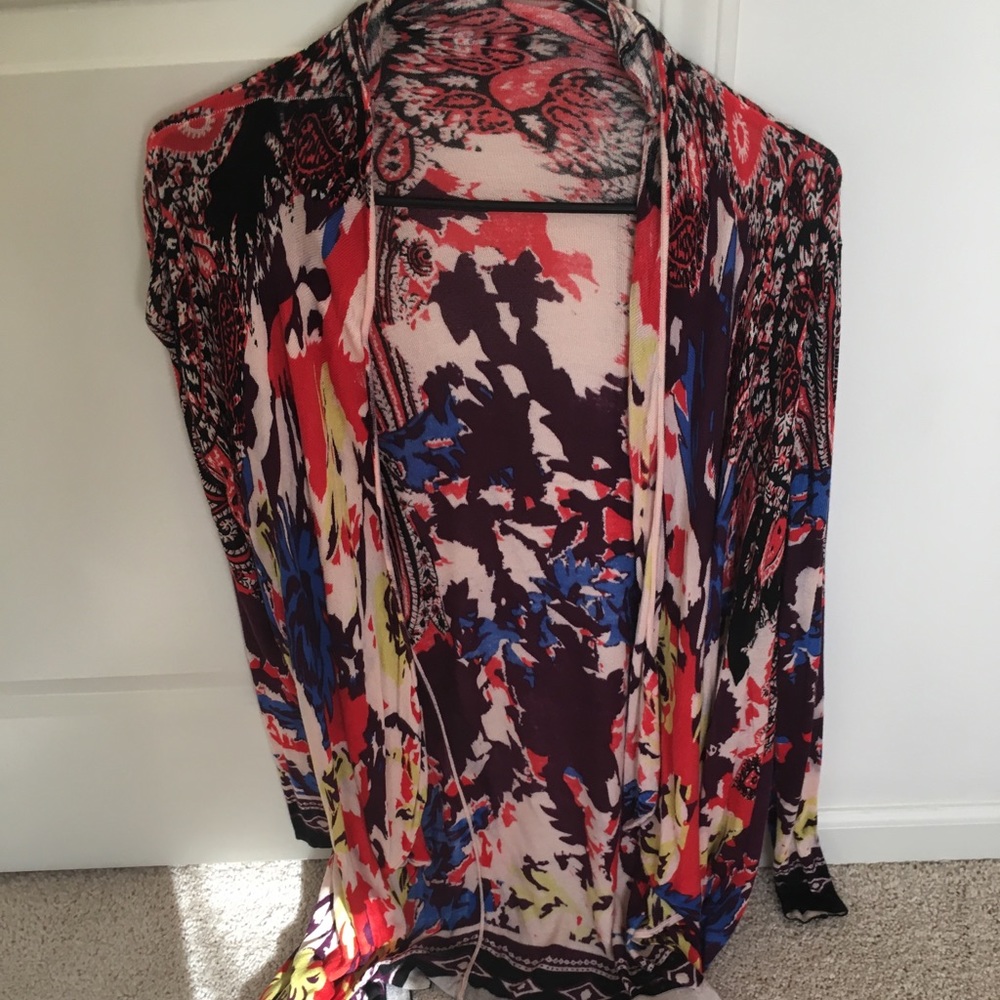 Light weight cardigan
